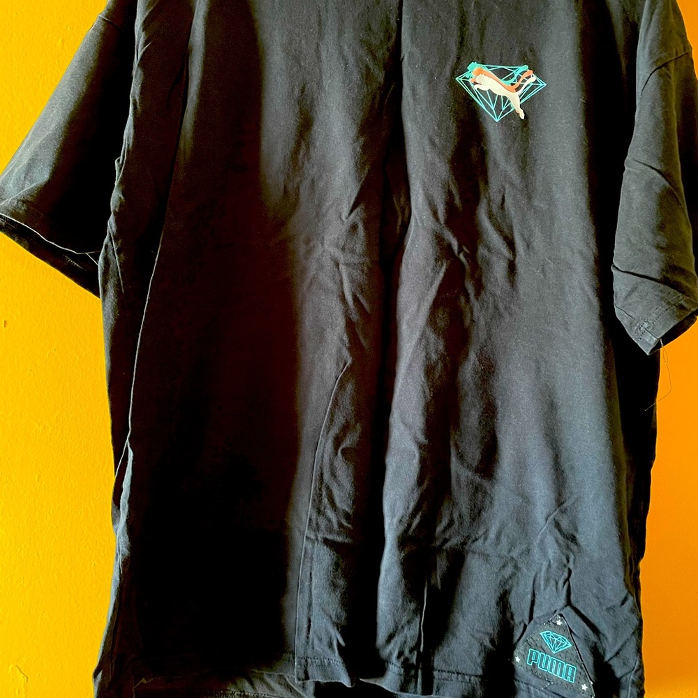 Size Medium - Picture 1 of 2